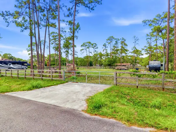 17221 87th Lane N, The Acreage, FL 33470