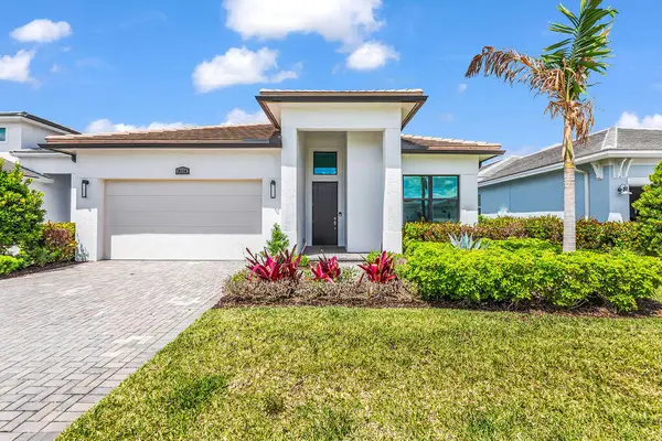 9114 SW Arco Way, Port St Lucie, FL 34987