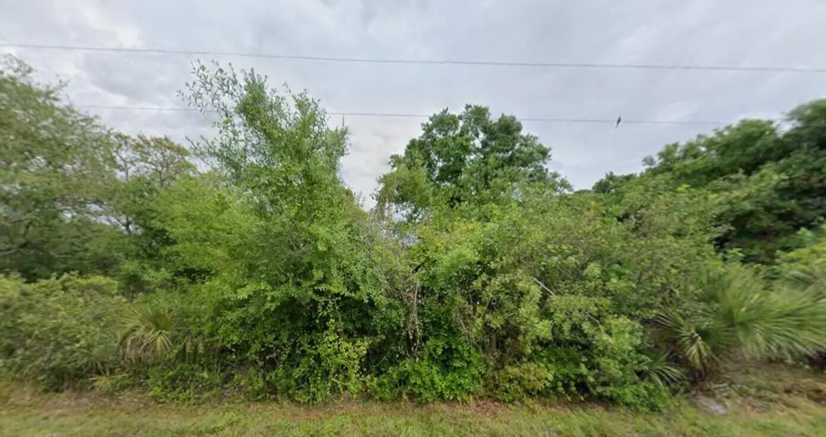 7555 NW 82nd Court, Okeechobee, FL 34972 - #1