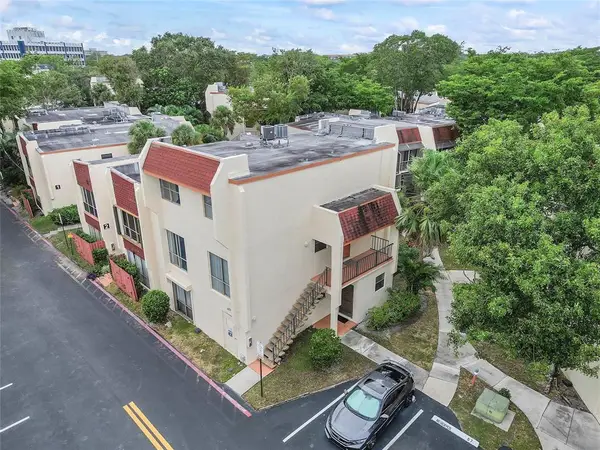 301 N Pine Island Road #107, Plantation, FL 33324