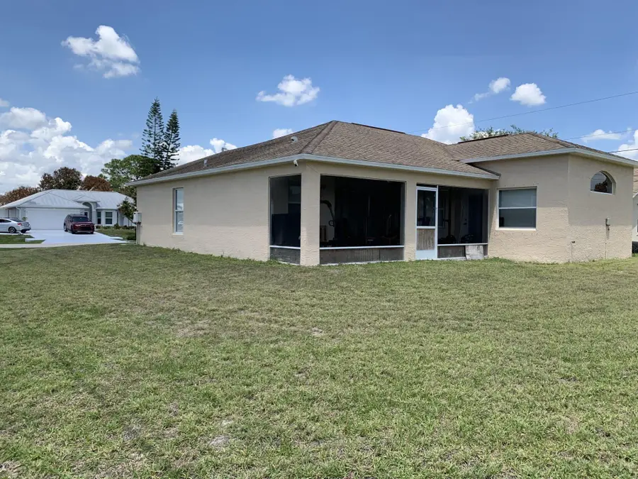 892 SW Duncan Terrace, Port Saint Lucie, FL 34953 - #2