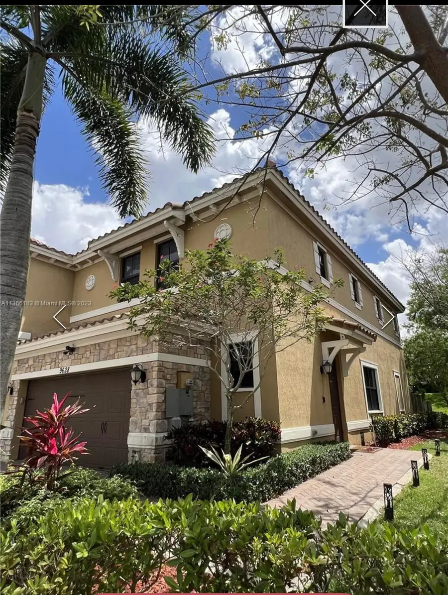 9628 Town Parc Circle S, Parkland, FL 33076 - #3