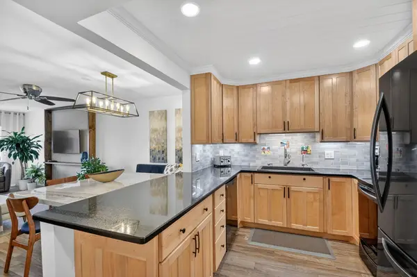 1502 S Lakeside Drive #214, Lake Worth Beach, FL 33460