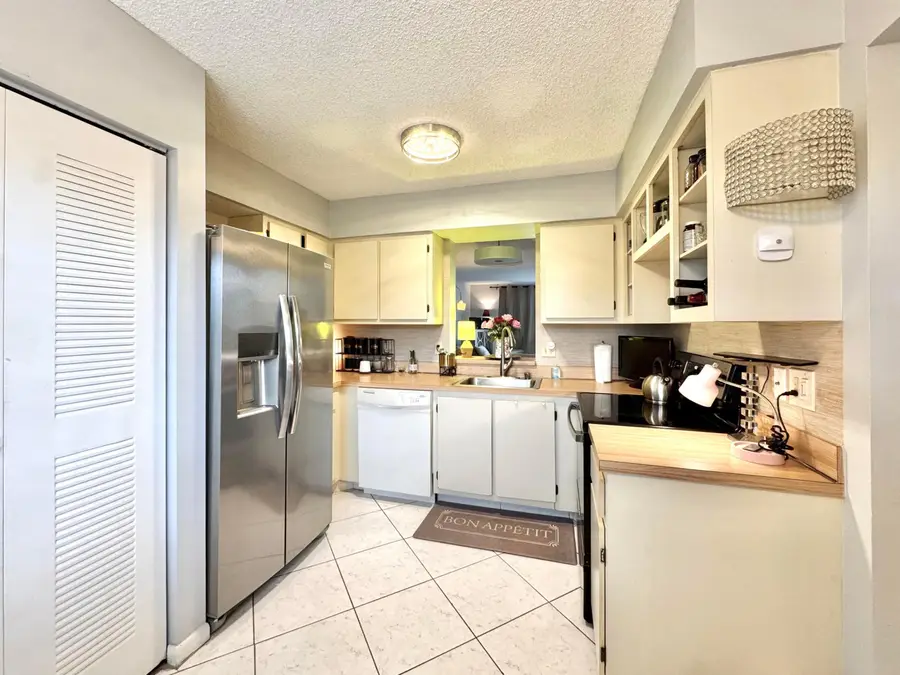 7006 Huntington Lane, Delray Beach, FL 33446 - #2