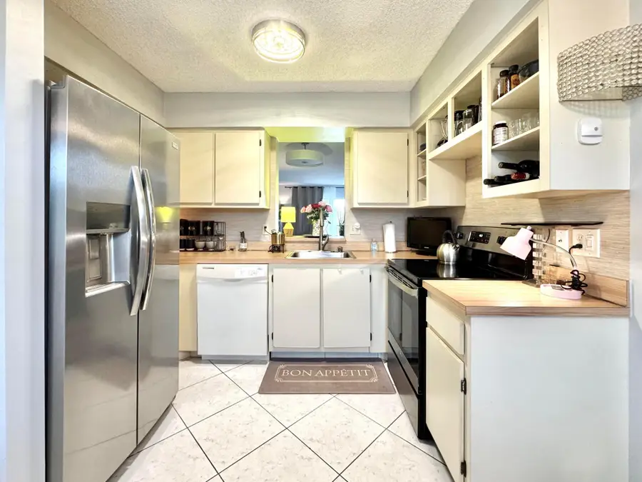 7006 Huntington Lane, Delray Beach, FL 33446 - #3