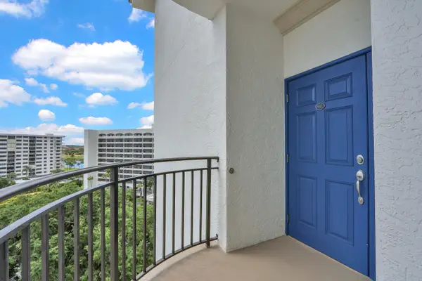 370 Golfview Road #901, North Palm Beach, FL 33408