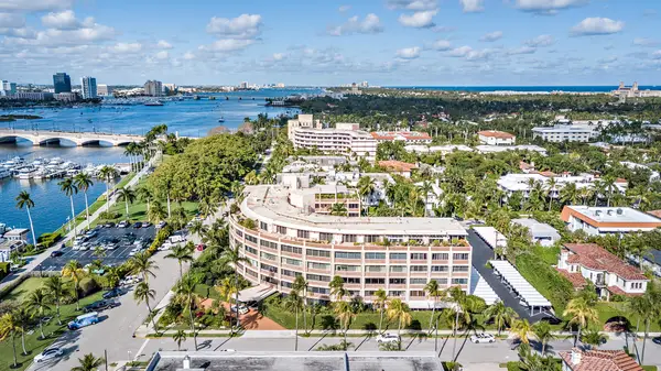 369 S Lake Drive #2b, Palm Beach, FL 33480