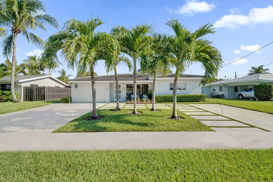 381 SE 3rd Street, Pompano Beach, FL 33060 - #2