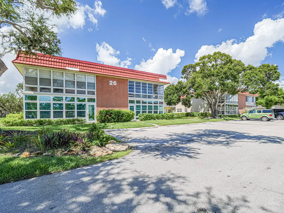 26 Pine Arbor Lane #201, Vero Beach, FL 32962 - #1