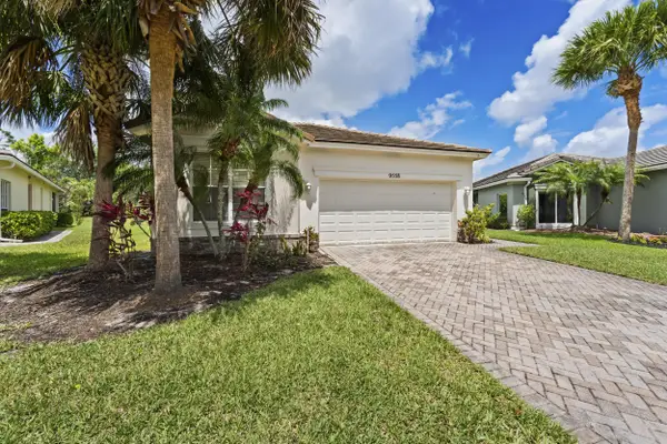 9558 SW Flowermound Circle, Port St Lucie, FL 34987