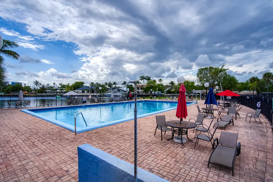 2000 Atlantic Shores Boulevard #Apt 410, Hallandale Beach, FL 33009 - #3