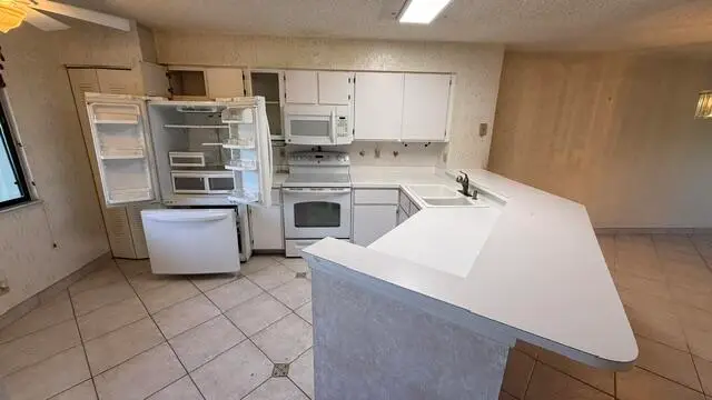 2238 N Cypress Bend Drive #406, Pompano Beach, FL 33069 - #2