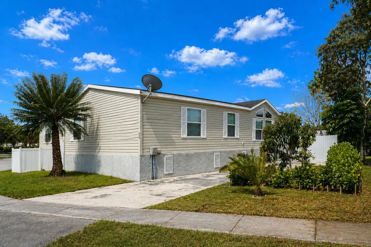 620 NW 215th Avenue, Pembroke Pines, FL 33029 - #1
