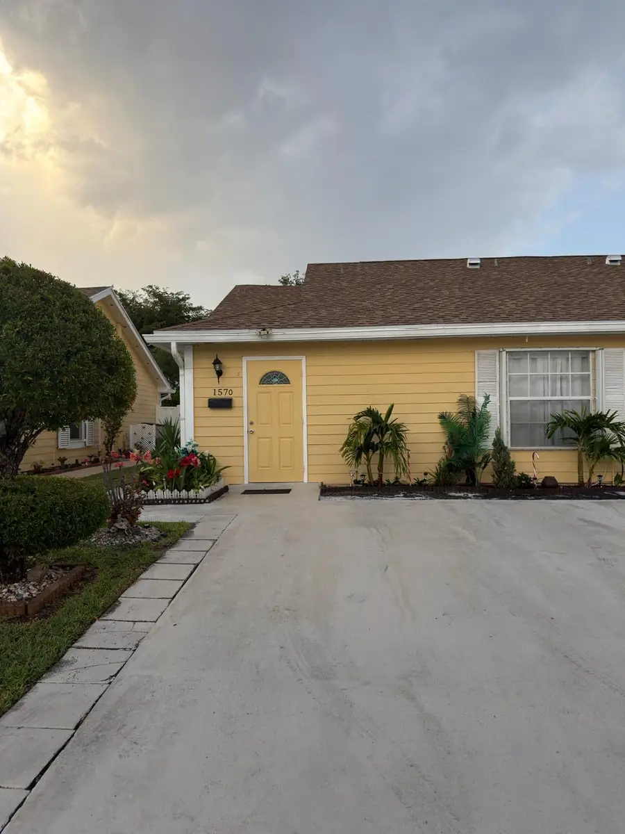 1570 Royal Forest Court, West Palm Beach, FL 33406 - #3
