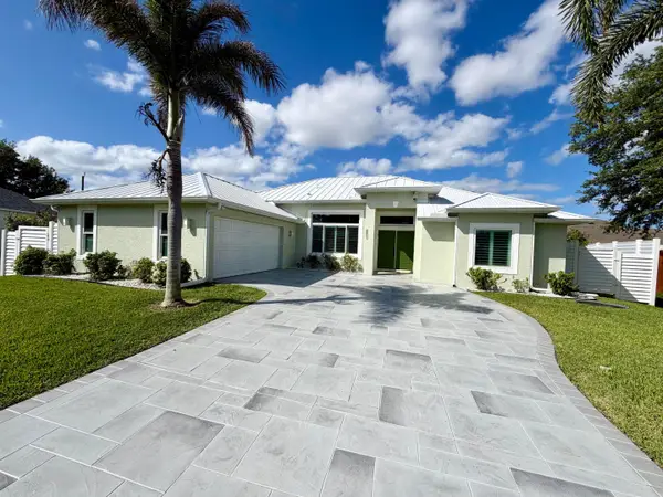 1138 SW Kalevala Drive, Port St Lucie, FL 34953