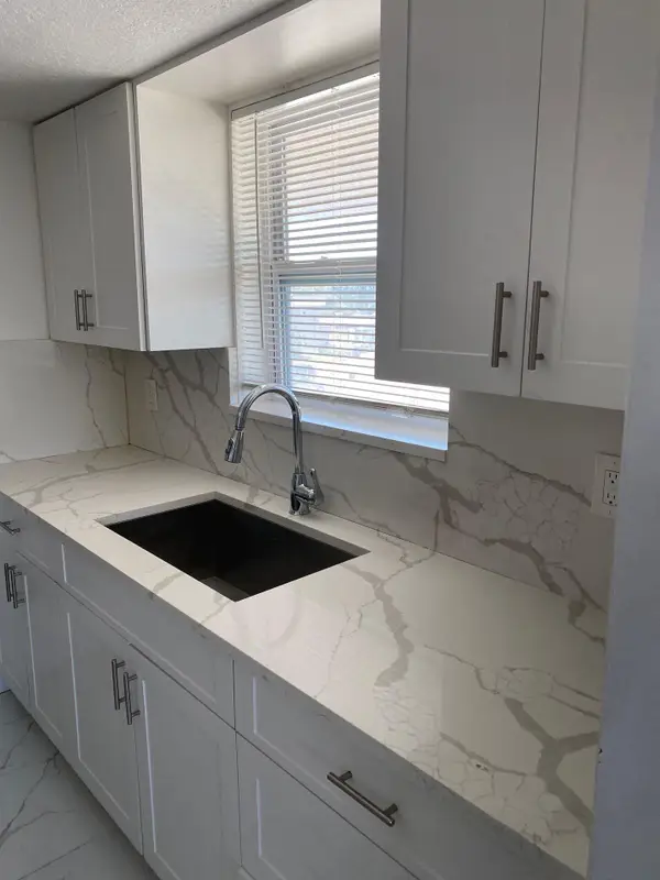 1150 E Sample Road #302, Pompano Beach, FL 33064