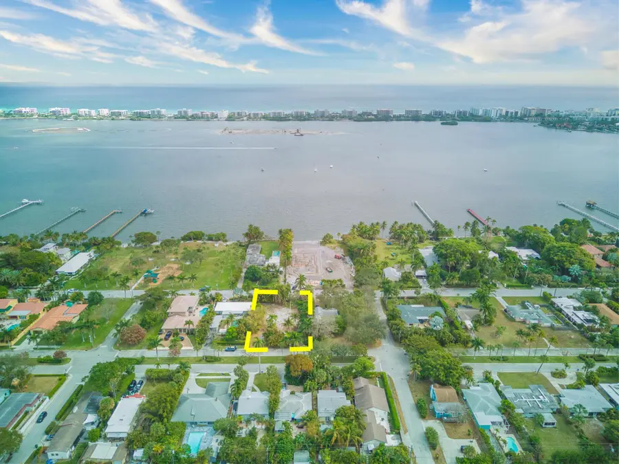 1118 S Palmway, Lake Worth Beach, FL 33460 - #2
