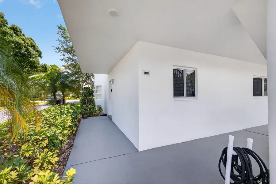 6 Garden Street E #108p, Tequesta, FL 33469 - #2