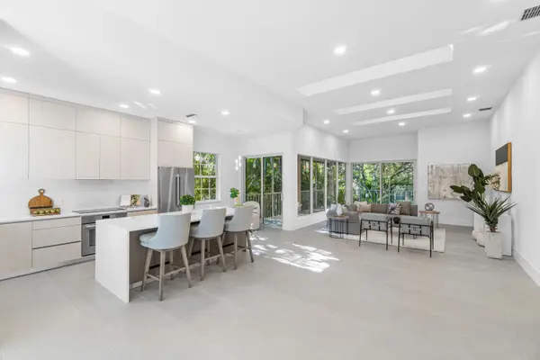 5101 Lake Catalina Drive #B, Boca Raton, FL 33496