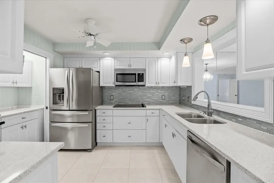 1903 Bay Road #206, Vero Beach, FL 32963 - #3