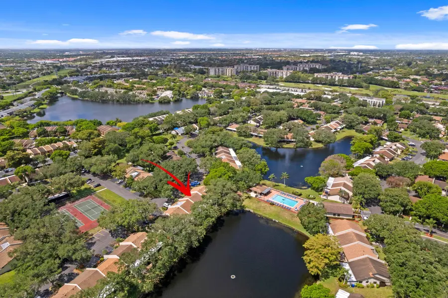 9709 NW 16th Street, Pembroke Pines, FL 33024 - #2