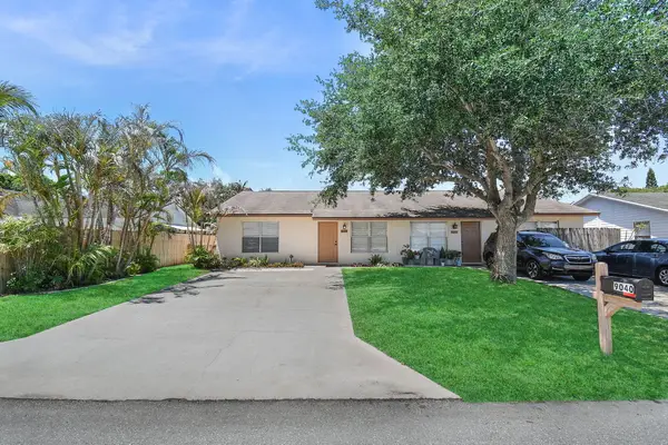 9040 SE Hobe Ridge Avenue, Hobe Sound, FL 33455