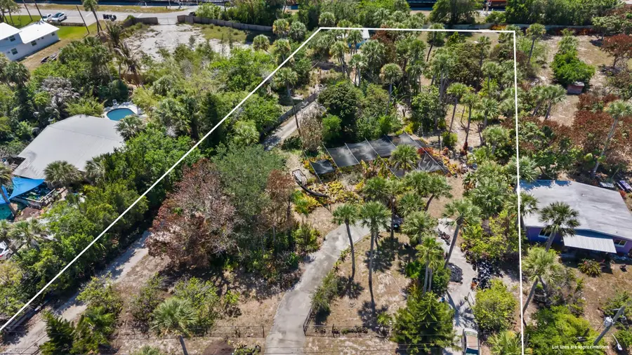 2614 NE Palm Avenue, Jensen Beach, FL 34957 - #2