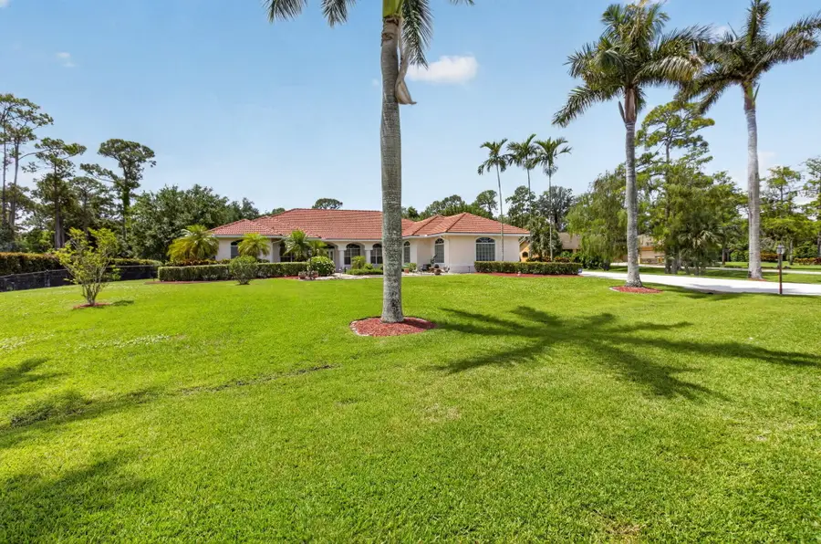 9774 Saddle Court, Wellington, FL 33467 - #3