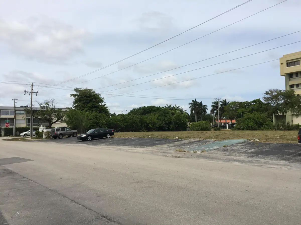1590 NW 43rd #301 Avenue, Lauderhill, FL 33313 - #1