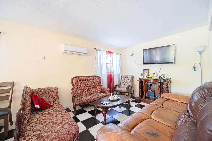 1125 NW 27th Avenue, Fort Lauderdale, FL 33311 - #2
