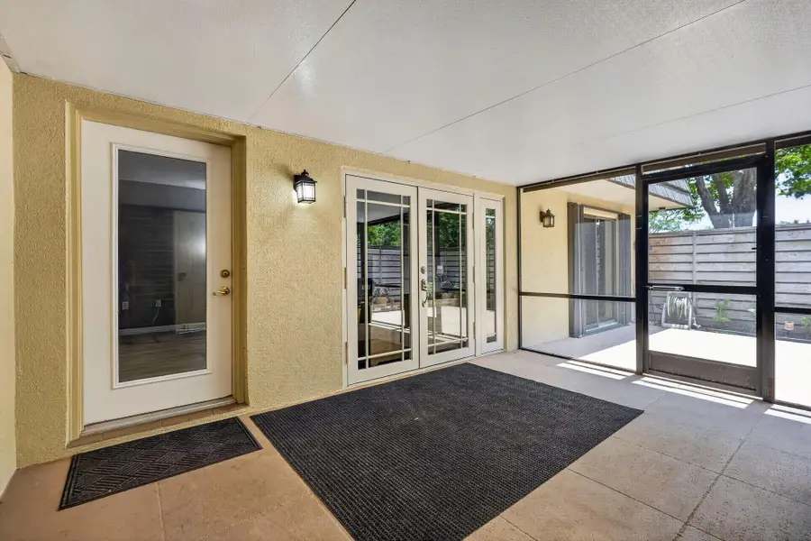 527 5th Terrace, Palm Beach Gardens, FL 33418 - #2