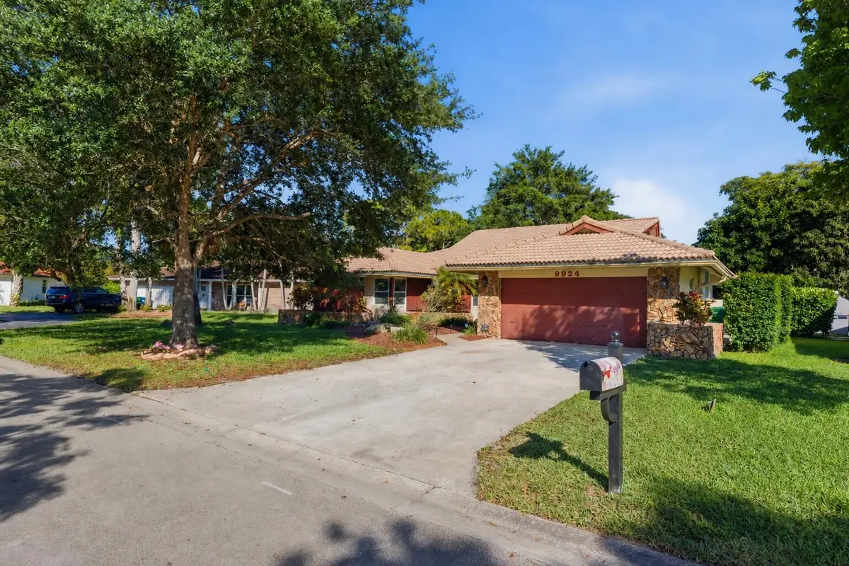 9924 NW 3rd Place, Coral Springs, FL 33071 - #1