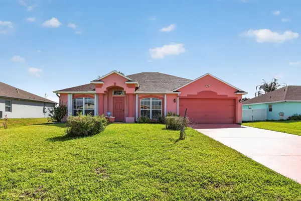 1885 SW Morelia Lane, Port St Lucie, FL 34953