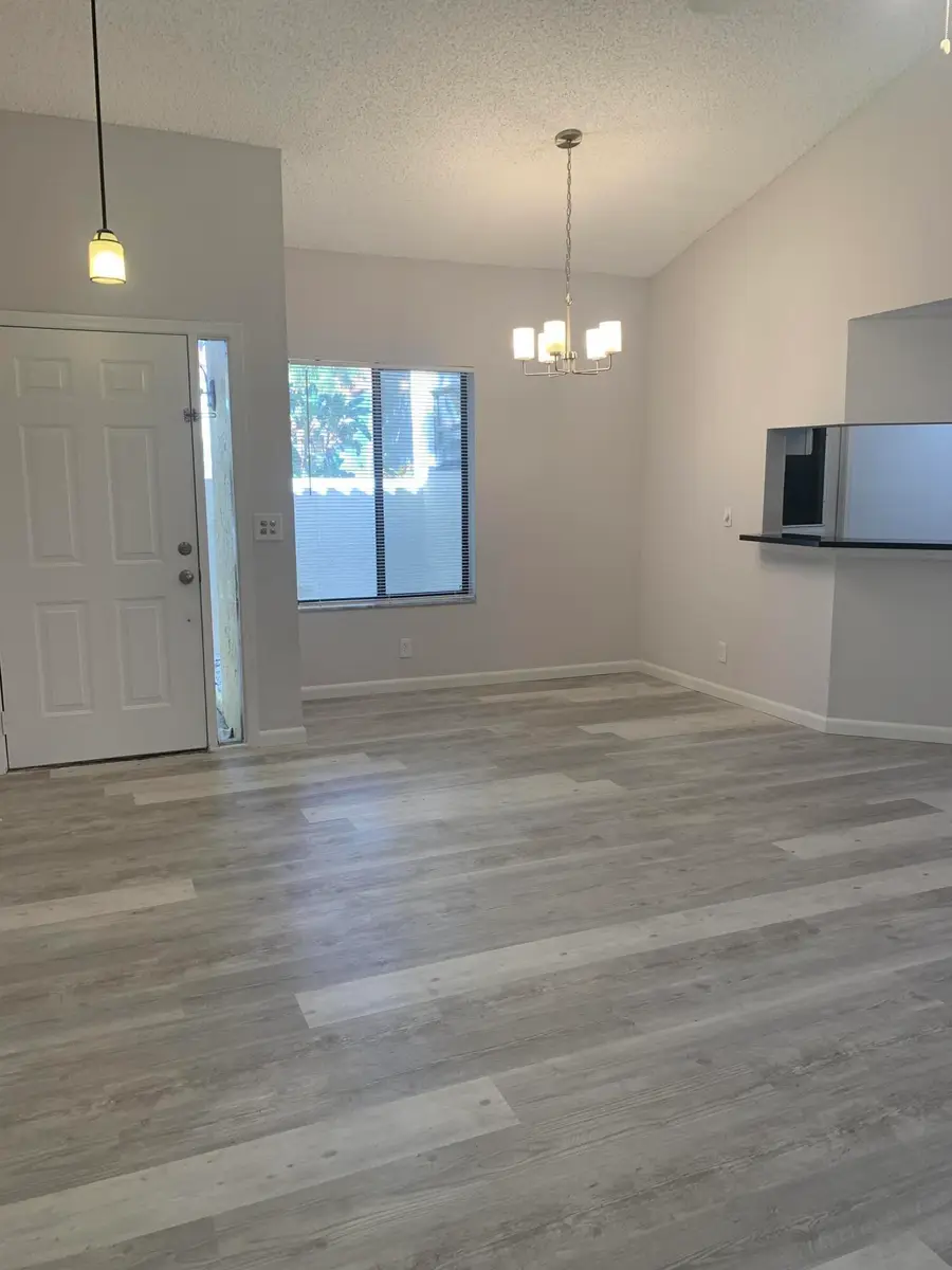 12 Via De Casas Sur #102, Boynton Beach, FL 33426 - #3