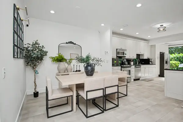 6744 Via Regina, Boca Raton, FL 33433