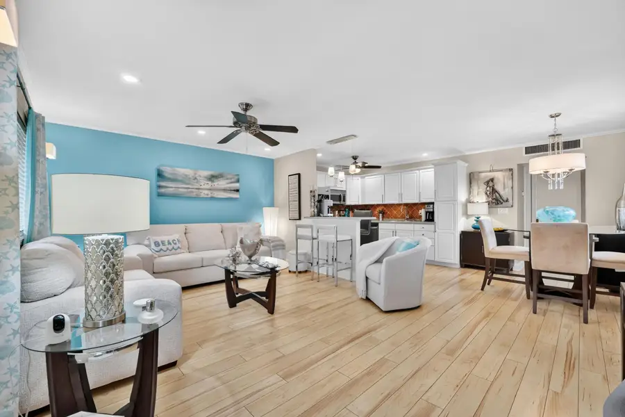 211 Valencia, Delray Beach, FL 33446 - #3