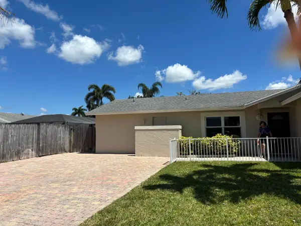 18460 Tapadero Terrace, Boca Raton, FL 33496