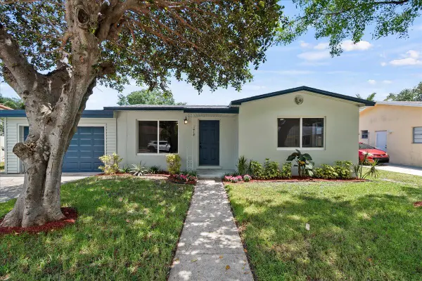 1414 S N Street, Lake Worth Beach, FL 33460