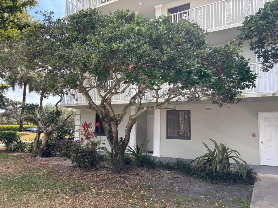 2561 Village Boulevard #101, West Palm Beach, FL 33409 - #3