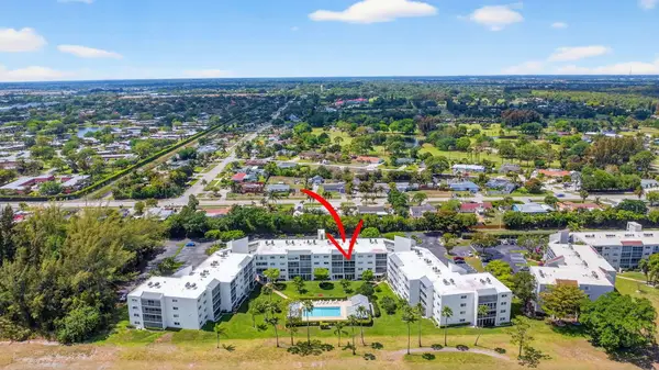 3326 Arcara Way #307, Greenacres, FL 33467