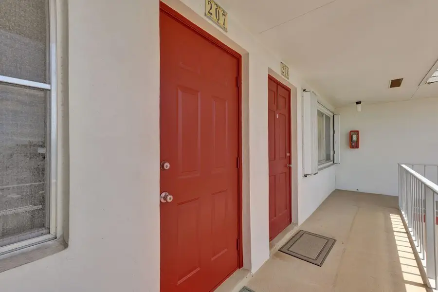 3120 Cynthia Lane #207, Lake Worth Beach, FL 33461 - #2