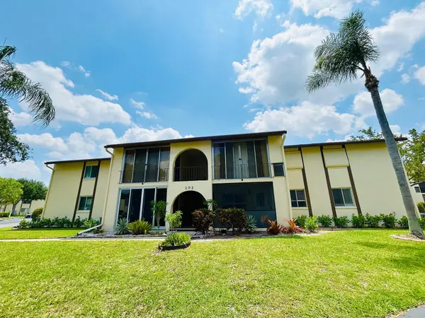 102 Lake Pine Circle #D-1, Greenacres, FL 33463