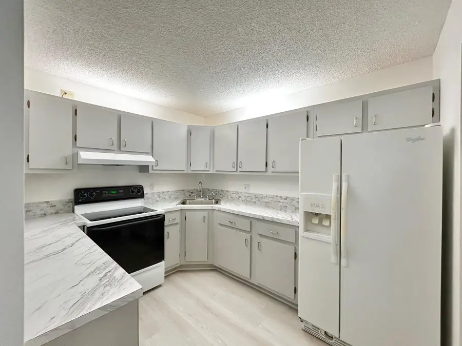 102 Lake Pine Circle #D-1, Greenacres, FL 33463 - #2