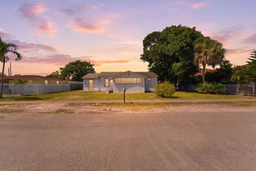 1129 NW 105th Street, Miami, FL 33150 - #2