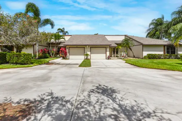 13355 Touchstone Place, Palm Beach Gardens, FL 33418