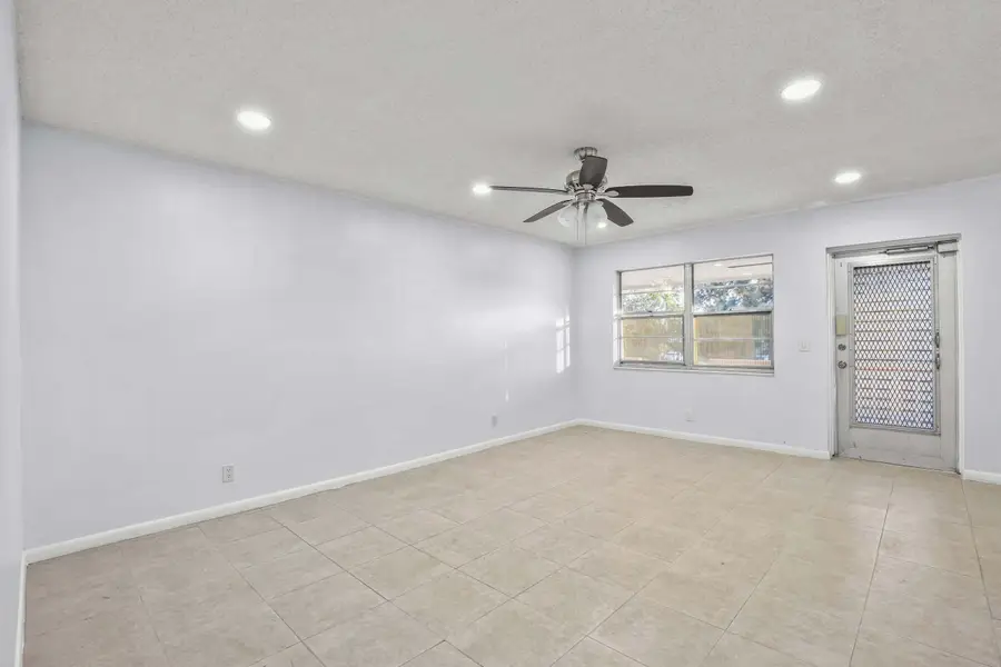 63 Hastings D, West Palm Beach, FL 33417 - #3