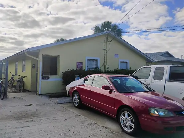 803 SE Tarpon Avenue Se, Stuart, FL 34994