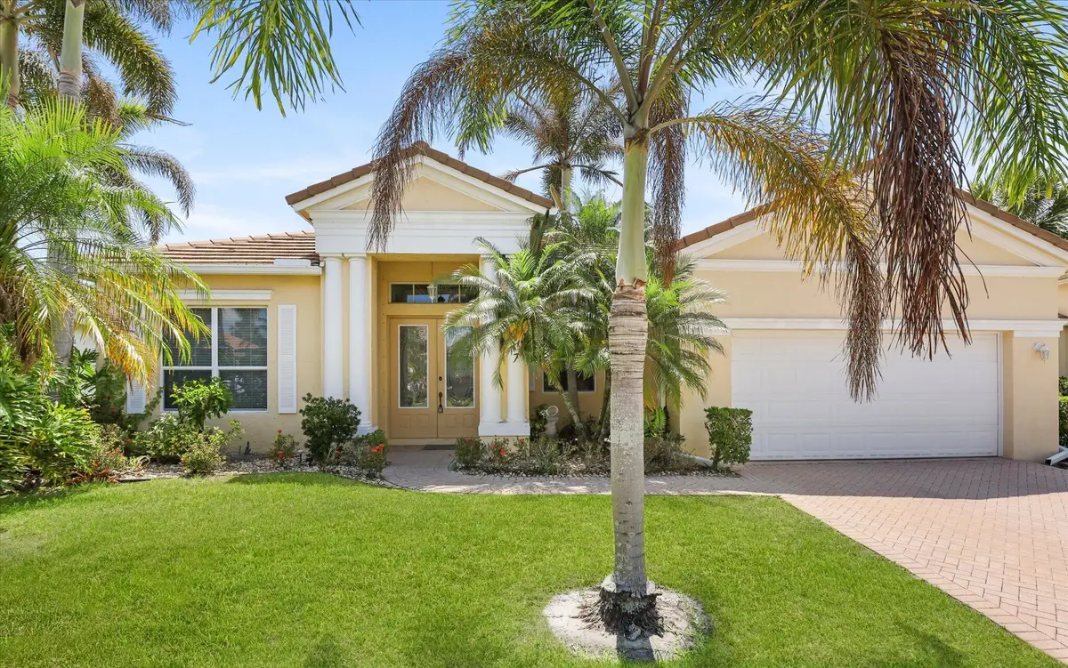 521 SW Lake Manatee Way, Port Saint Lucie, FL 34986 - #1