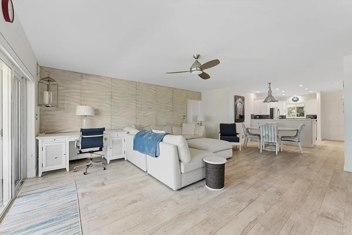 1199 Hillsboro Mile, Pompano Beach, FL 33062 - #1