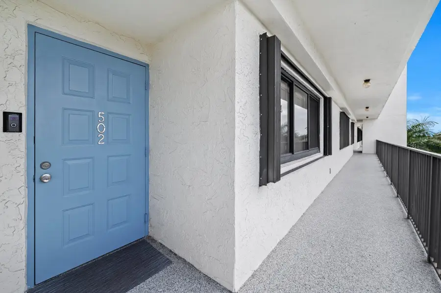 2300 NE 33rd Avenue #502, Fort Lauderdale, FL 33305 - #3